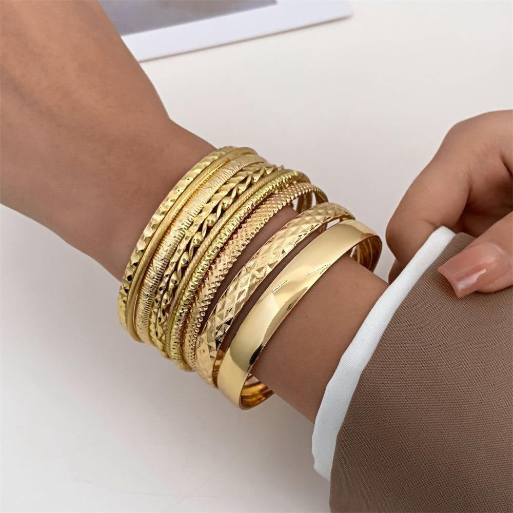 Hot selling bracelets, fashionable and exaggerated Bohemian feng shui ripple glossy overlay bracelet set of ten pieces