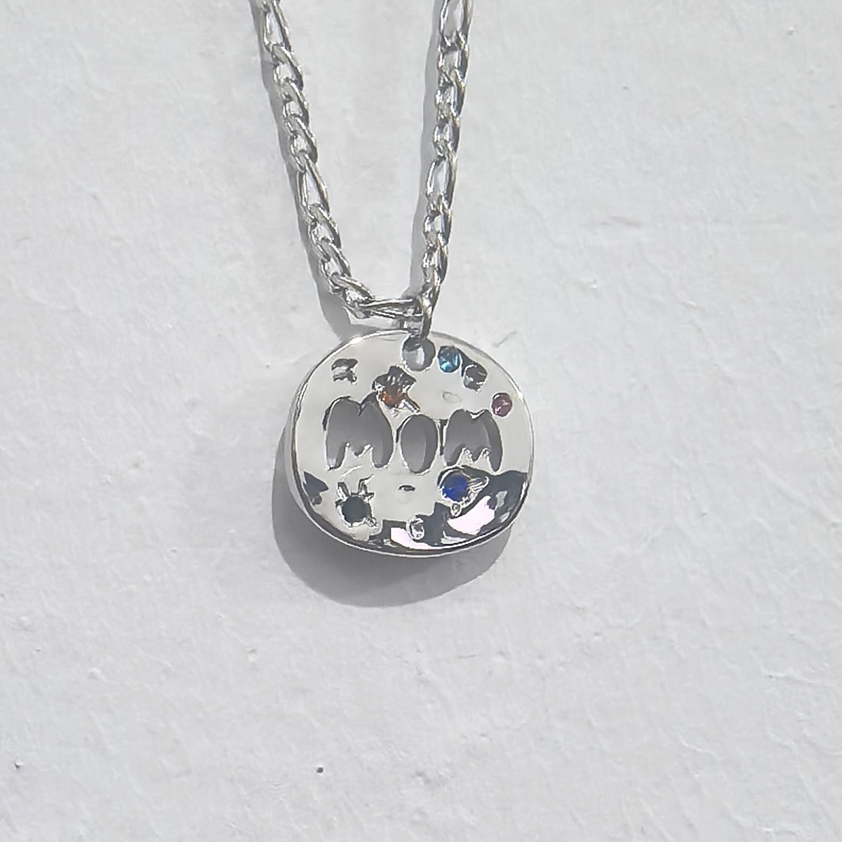 Irregular circular necklace