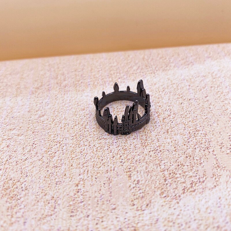 Vintage European Old Castle Rings For Men Women Antique Sliver Plated Carving Gothic Church Finger Rings Festival Jewelry Gifts