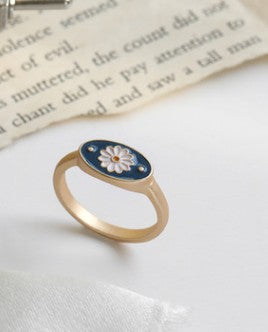 2020 New Korean Style Flower Rings for Women Punk Trendy Vintage Plum Blossom Ring Small Daisy Flower Rings Party Couple Rings