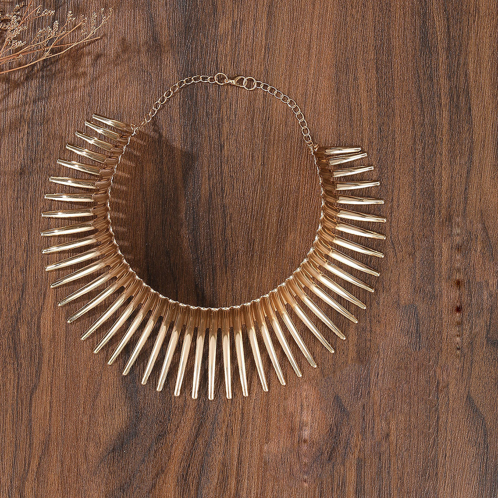 Striped collar necklace