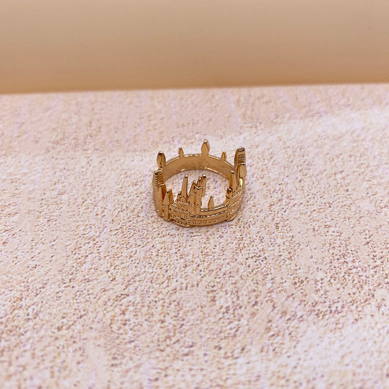 Vintage European Old Castle Rings For Men Women Antique Sliver Plated Carving Gothic Church Finger Rings Festival Jewelry Gifts