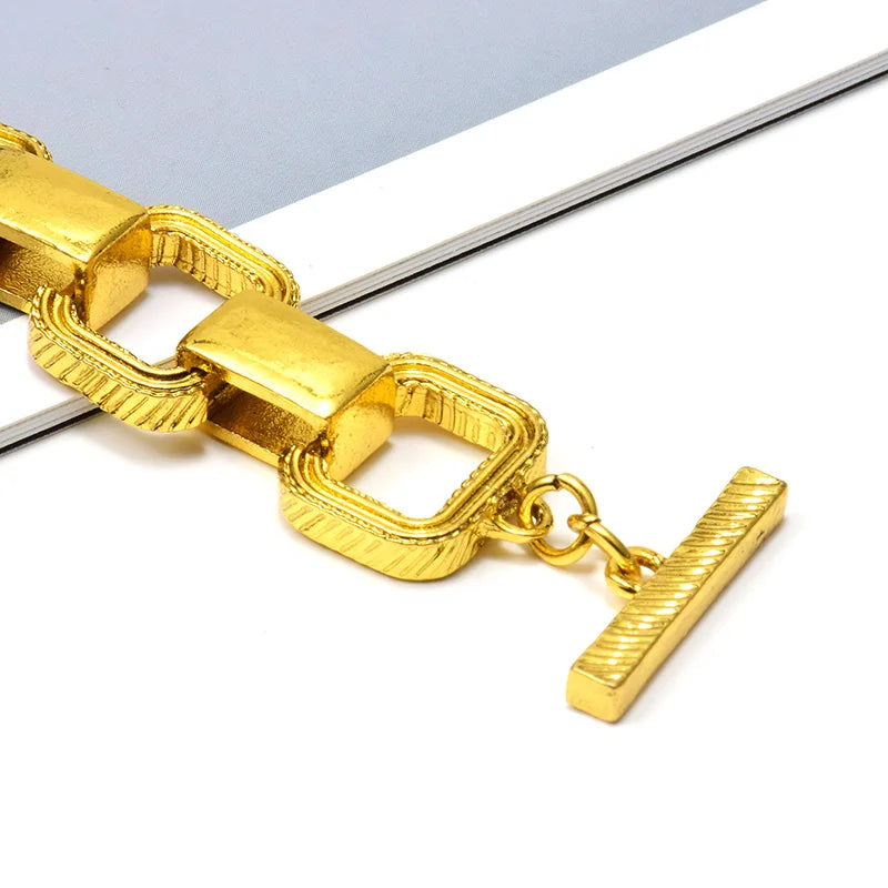 Wholesale New Statement Gold Color Metal Square Bracelet Bijoux High-Quality Fashion Trend Bracelets Accessories For Women