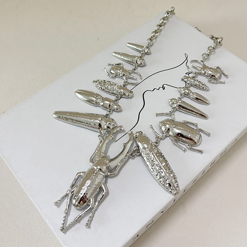Heavy-Duty Exaggerated Hammered Texture Sparkling Rhinestone Insect Series Statement Choker Necklace