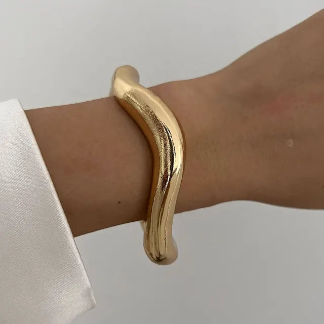 Hip Hop Water Drop Cuff Wide Bangles Vintage Punk Gold Silver Color Geometric Spring Bangles Women Bracelets Men Jewelry